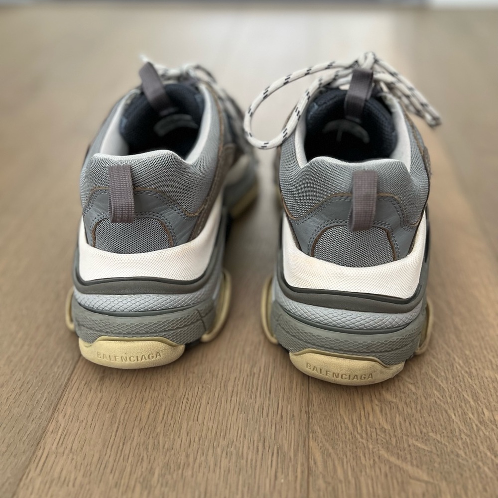 Balenciaga Triple S Sneakers - Picture 6 of 10